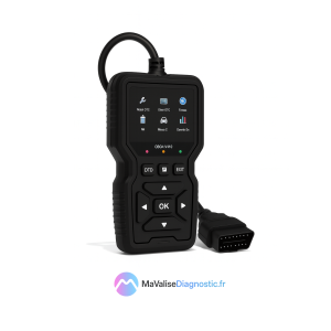 Scanner OBD2 V519 noir et rouge, vue produit sur fond blanc